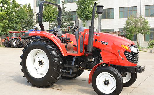 BG大游-1000型拖拉机