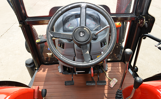 BG大游-554型拖拉机